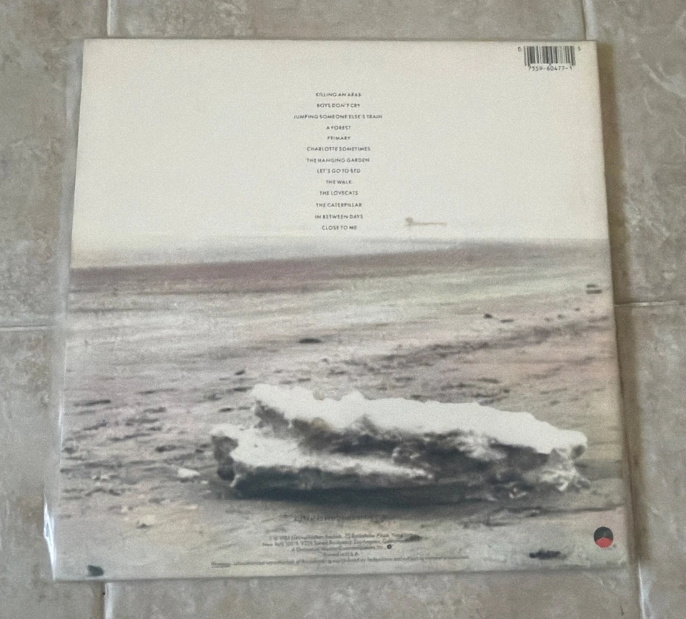 Standing on a Beach The Singles by The Cure 1986, Elektra Records 604771, 12"LP - Image 2 of 4