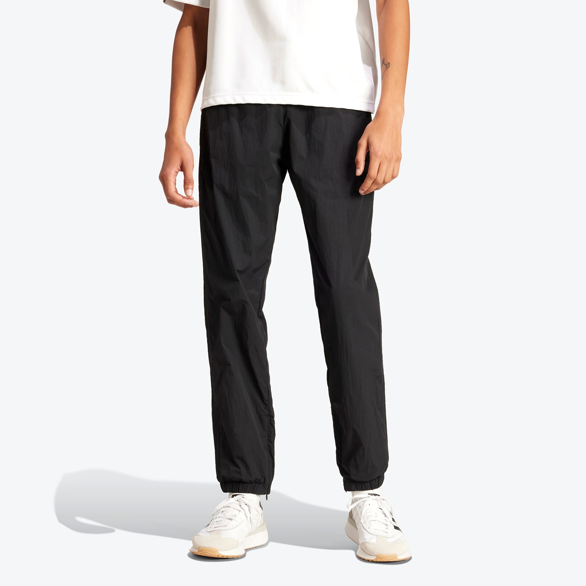 adidas x JJJJound Trackpant 'Black' | eBay adidas x JJJJound Trackpant 'Black' | eBay