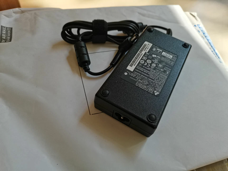 Nuevo Cargador de Alimentación Adaptador de CA MSI WE75 9TK-875 Original ADP-180MB K Delta 180W Foto 2 de 4