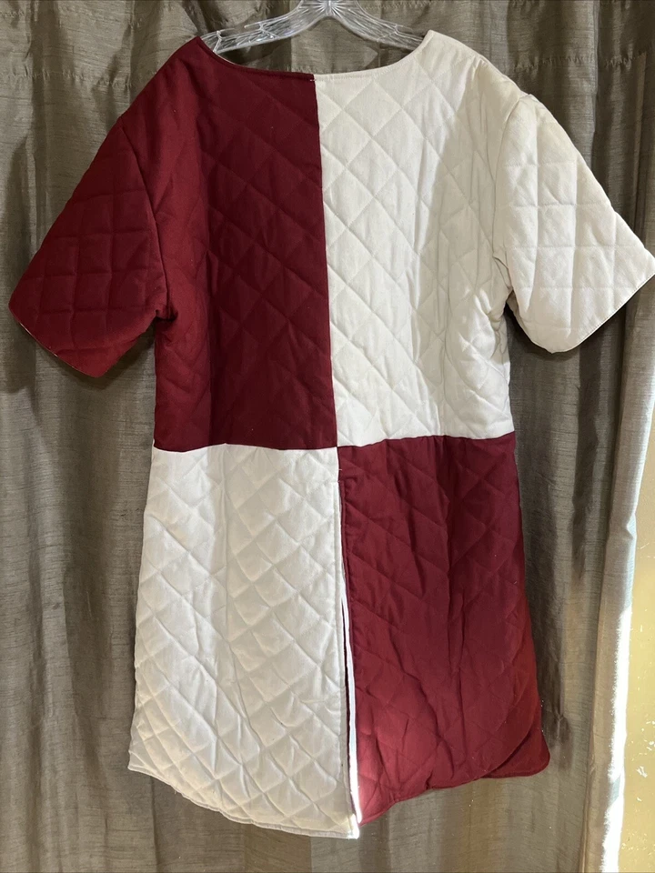 Templar Knight Gambeson Reenactment Tunic and Cosplay Costume - Image 3 of 4