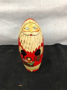 russian nesting santas