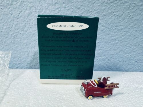 Hallmark Keepsake ornamento miniatura auto per bambini classico camion dei pompieri Murray 1996 - Foto 4 di 4