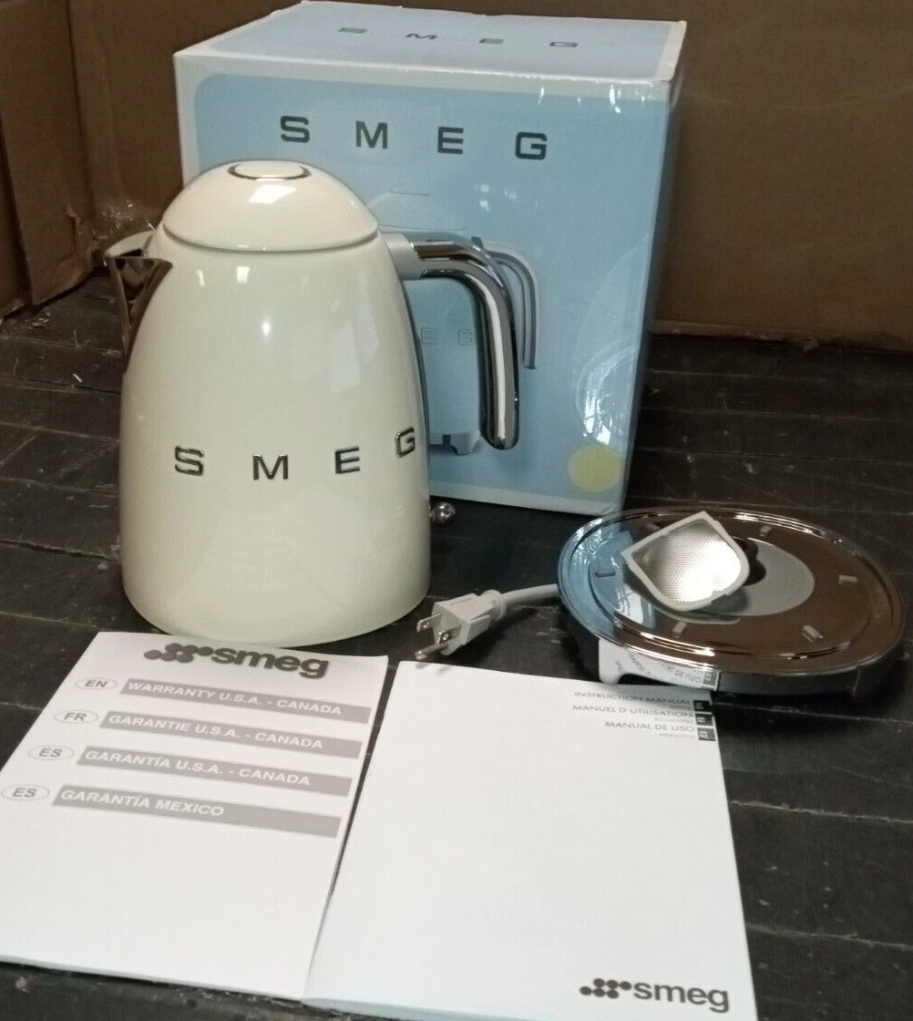 Smeg Silver Retro Electric Tea Kettle + Reviews