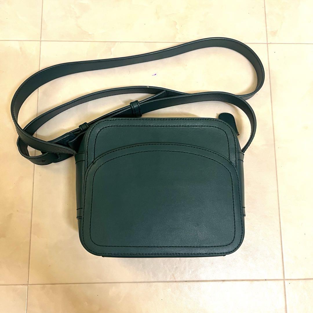 A.P.C.（アーペーセー） Louisette スクエア ショルダーバッグ A.P.C. Louisette Square Shoulder Bag Women Limited Edition French