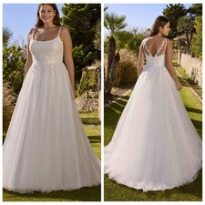 Strappy Lace Wedding Dress Plus Size 40 42 44 46 48 50 52 54 Buttons Curvy