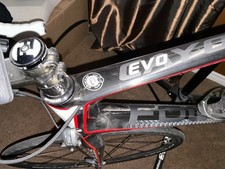 Full Carbon Fiber Focus Cayo 3.0 Road Bike W/ Di2 Shifters 4