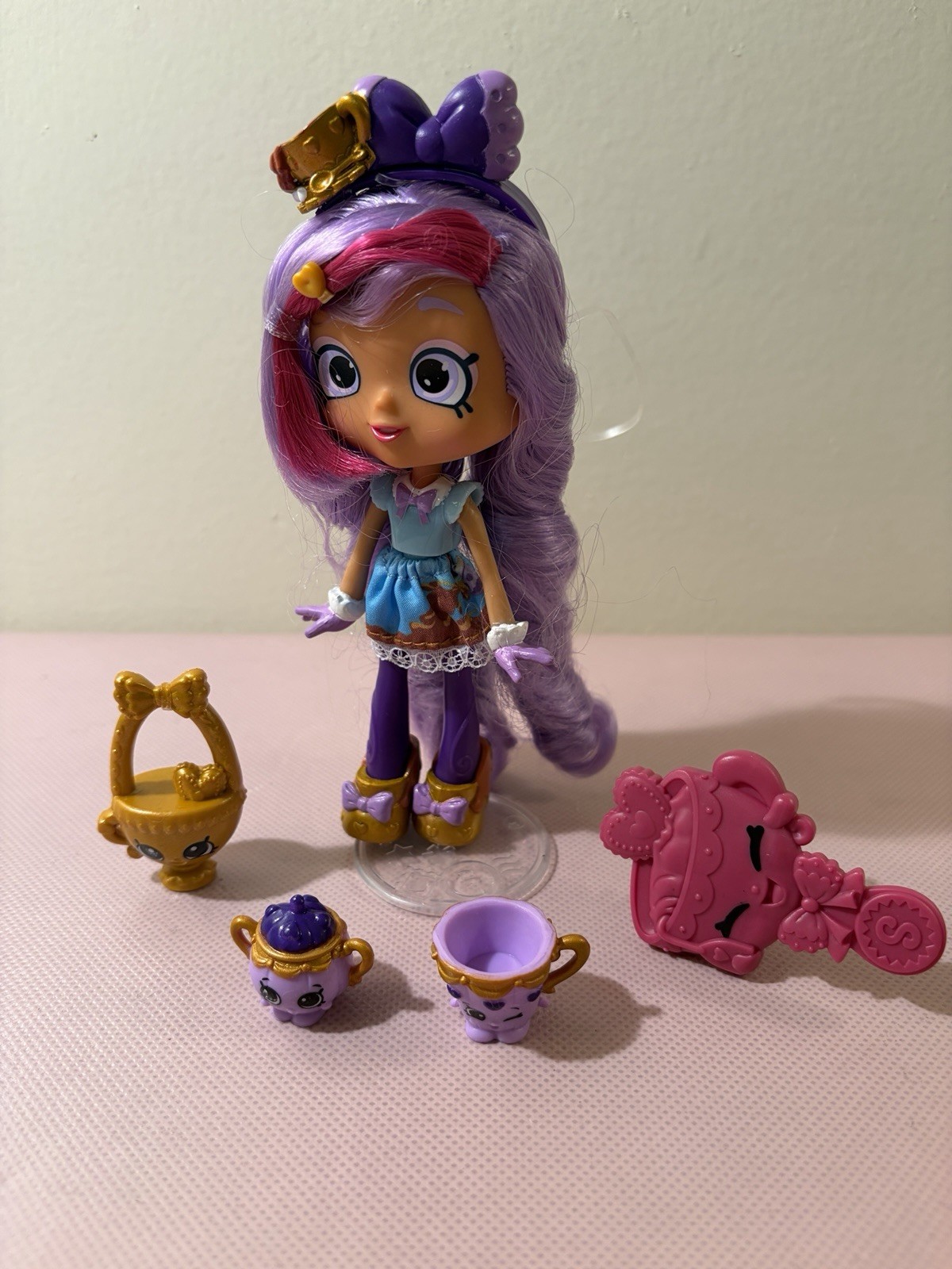 Shopkins Shoppies Kirstea w/ 2 Exclusive Shopkins RARE !!!