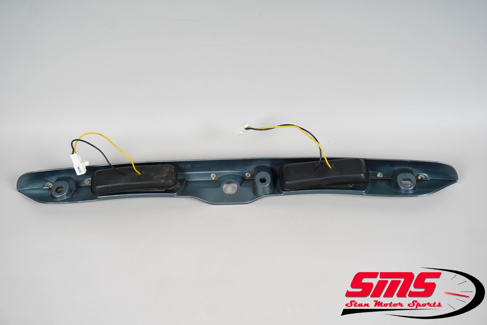 02-07 Maserati Spyder 4200 M138 Trunk Lid Trim Molding Plate w/ Lights OEM