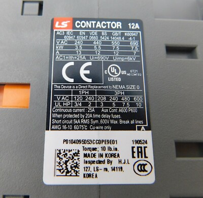 K・A　SL-10＆LS3/5A Tractorseats.com - K&M Mfg Flex Step Kit for Bobcat Toolcat