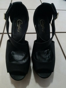 candies black wedges