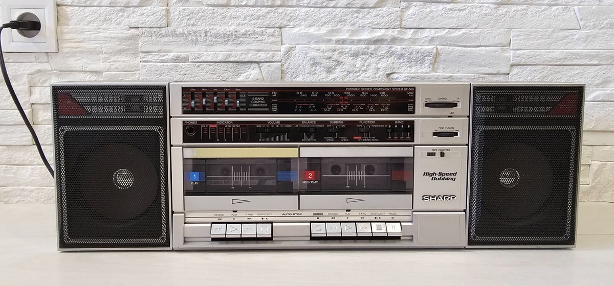 Rare SHARP GF-560Z(S) Vintage Stereo Boombox Tape Recorder 1980s