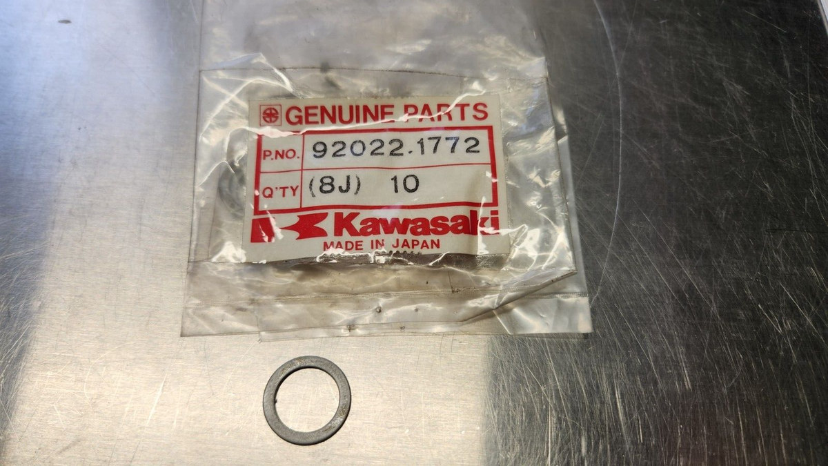 NOS Kawasaki spacer 92022-1772 shifter linkage ZX6 ZX7 ZX9 750R