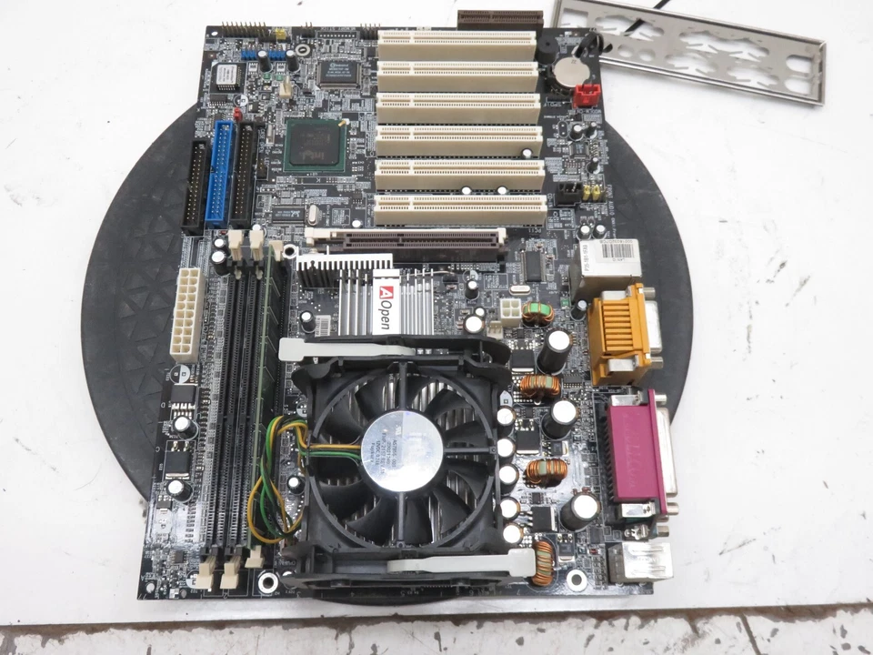 AOpen AX4GE-N Socket 478 Motherboard w/ Intel Pentium 4 2.4GHz 1GB Ram - Image 4 of 4
