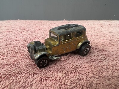 Vintage 1969 Hot Wheels Redline Classic  32 Ford Vicky Spectraflame Olive MINT