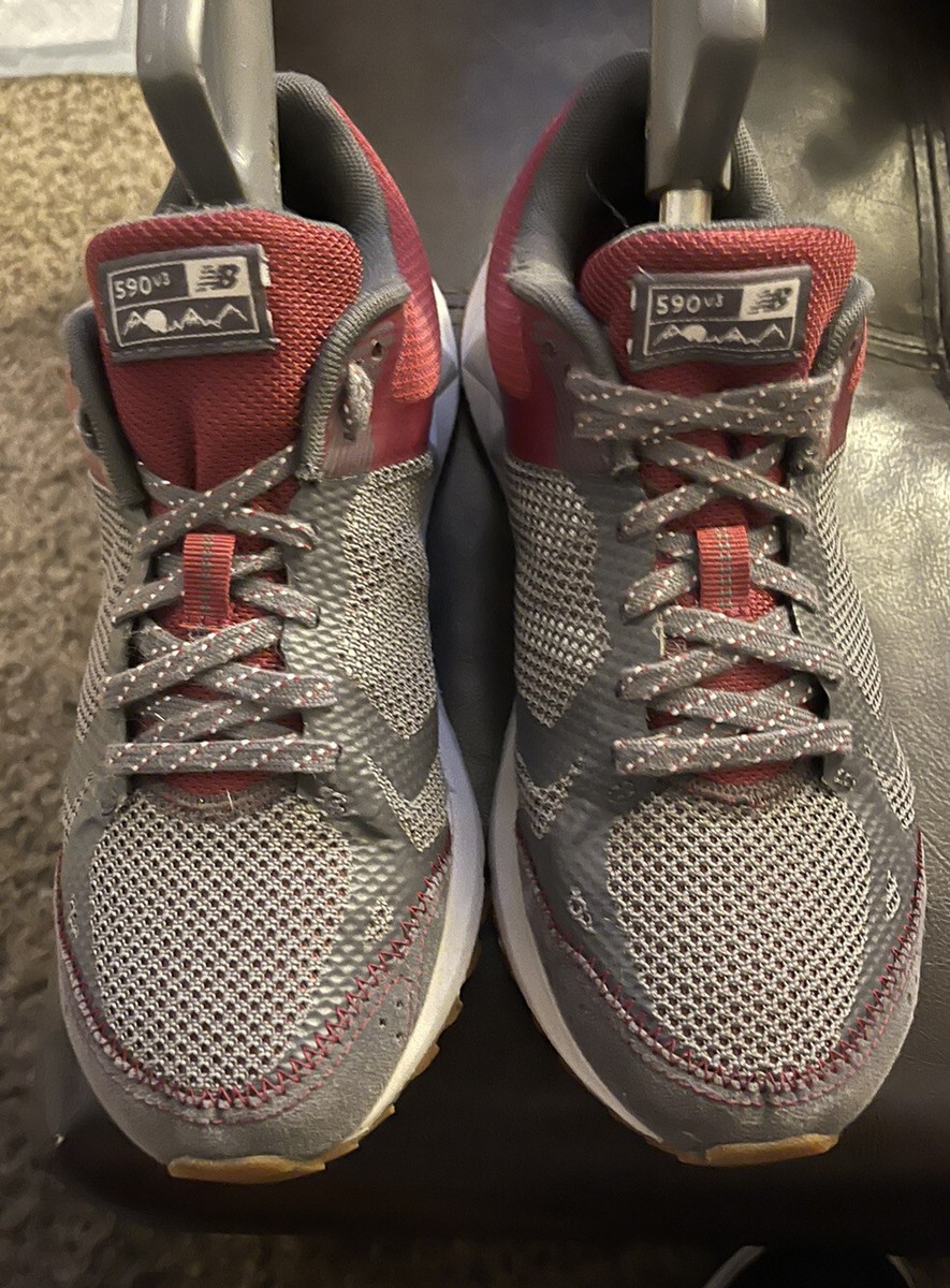 New Balance 590v3 Athletic Running Shoe Womens Size Gray Red