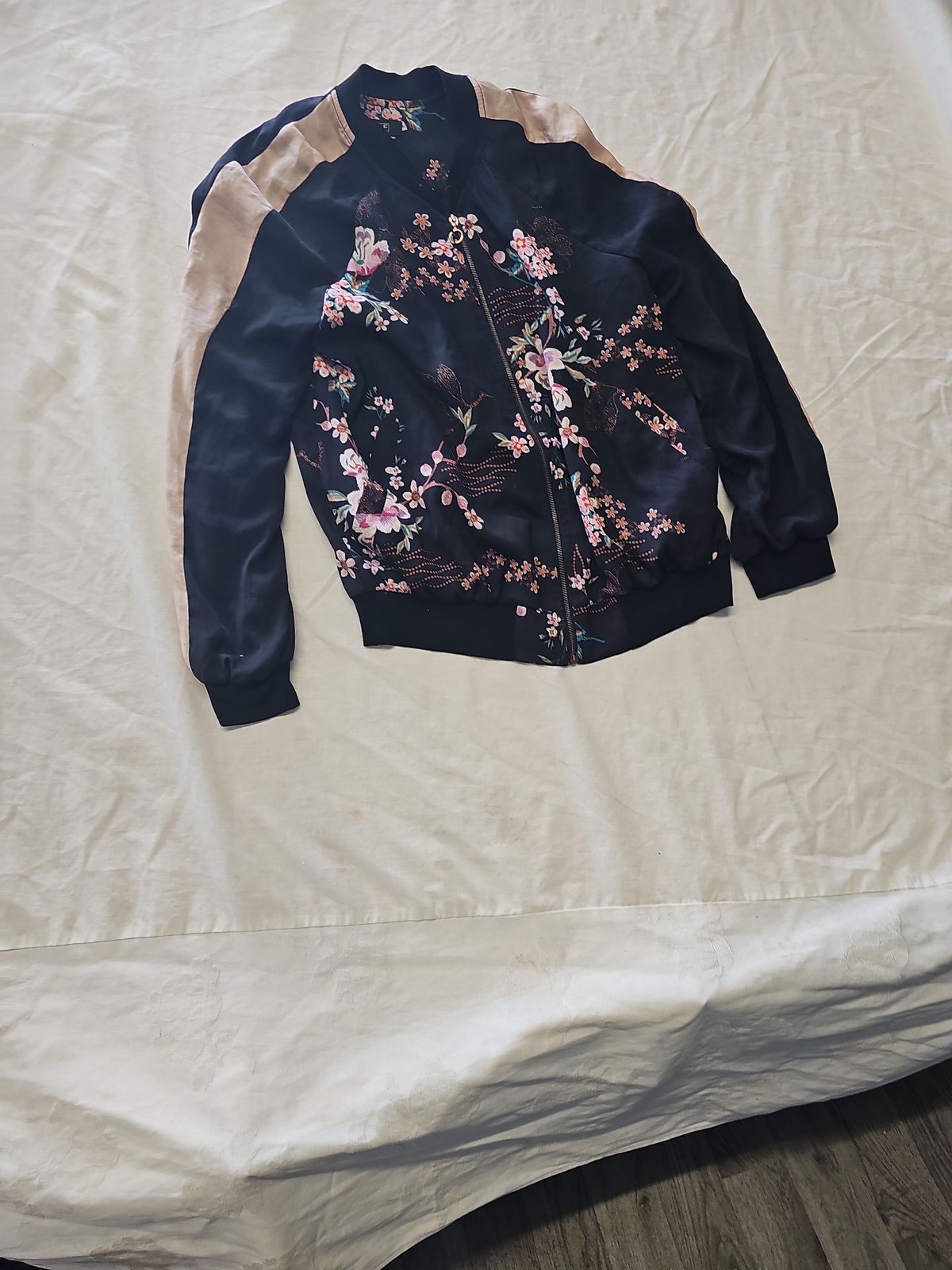 F&F Floral Embroidered Satin Bomber Jacket with Contrast Sleeves UK8 QQ1055 image 3