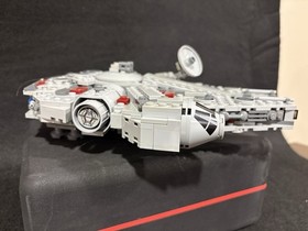 LEGO Star Wars: Midi-Scale Millennium Falcon (7778) - Complete Set w/ Manual