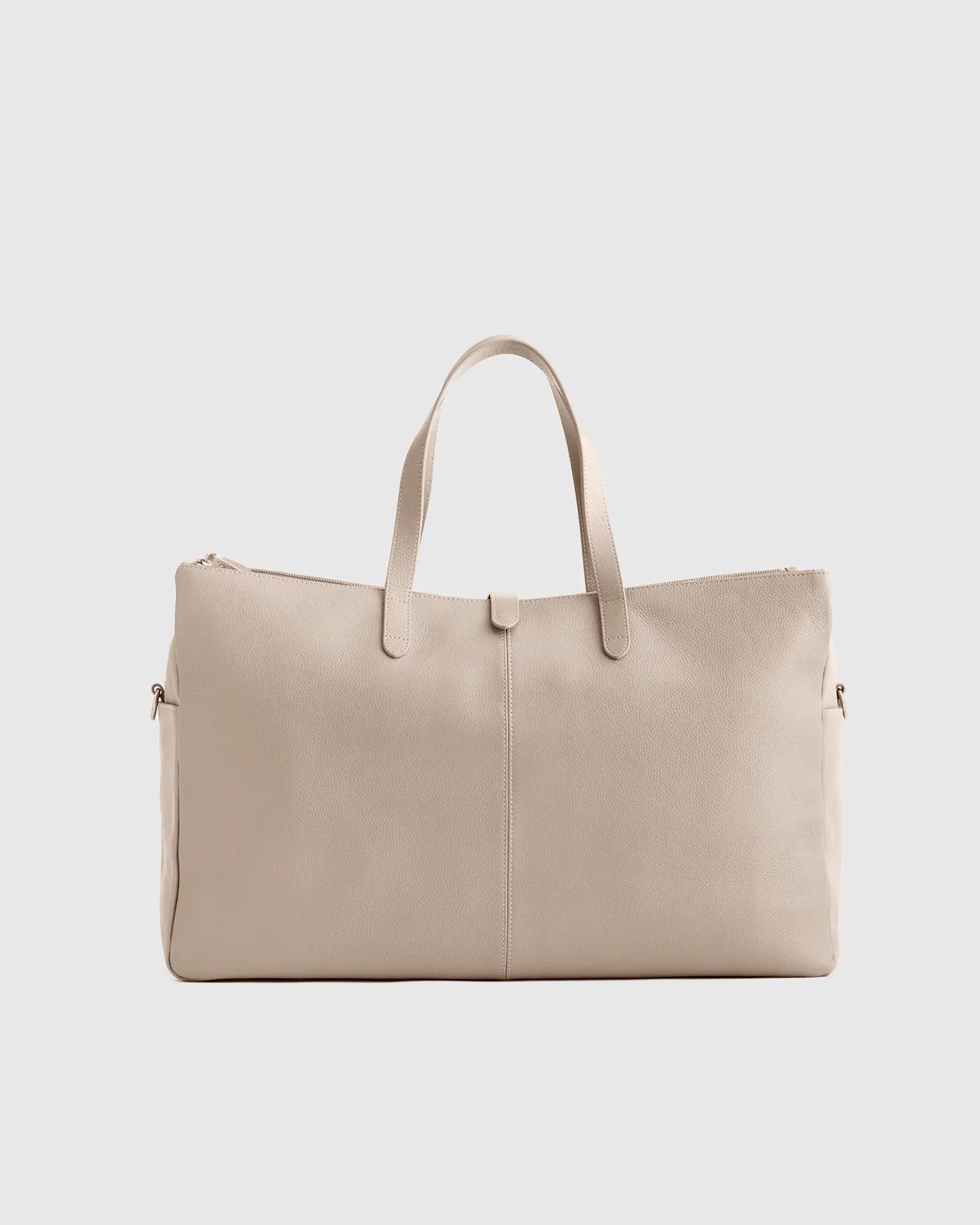 Quince Italian Leather Triple Compartment Weekender Bag Taupe $240 MSRP