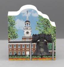 Cat&rsquo;s Meow Village Cradle of Liberty RA1776 Philadelphia PA Mini Wood Sitter