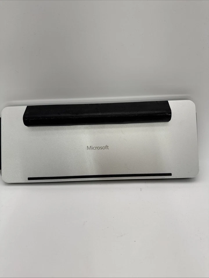 Microsoft Wedge Mobile Wireless Portable Keyboard w/ Cover Model 1521 - Image 2 of 2