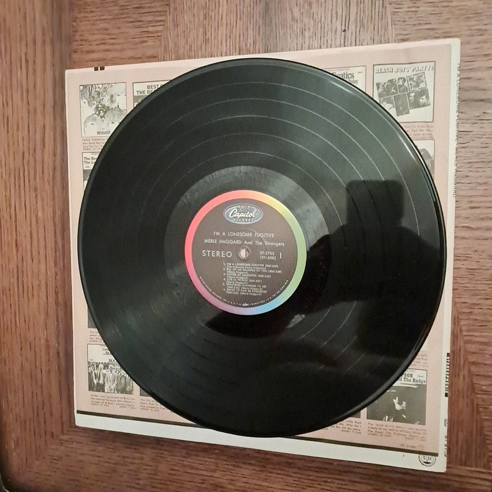 Merle Haggard - I'm A Lonesome Fugitive LP - Capitol ST 2702 in Great Shape VG!! - Image 3 of 4