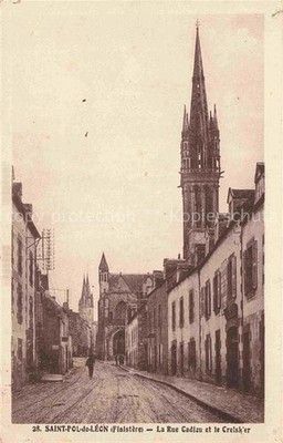 Saint-Pol-de-Leon MORLAIX 29 Finistere Rue-Cadieu Creisk-er Kirche Turm Strasse 