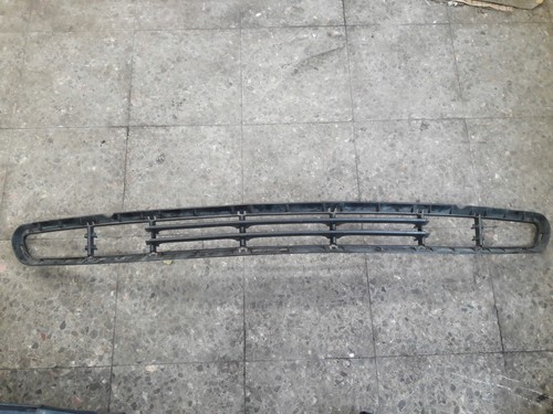 8209927 Stoßstangengitter unten vorne bmw e46