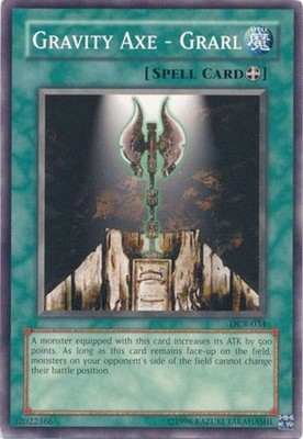 Gravity Axe - Grarl - DCR-034 - Common - Unlimited Edition - Heavily Played