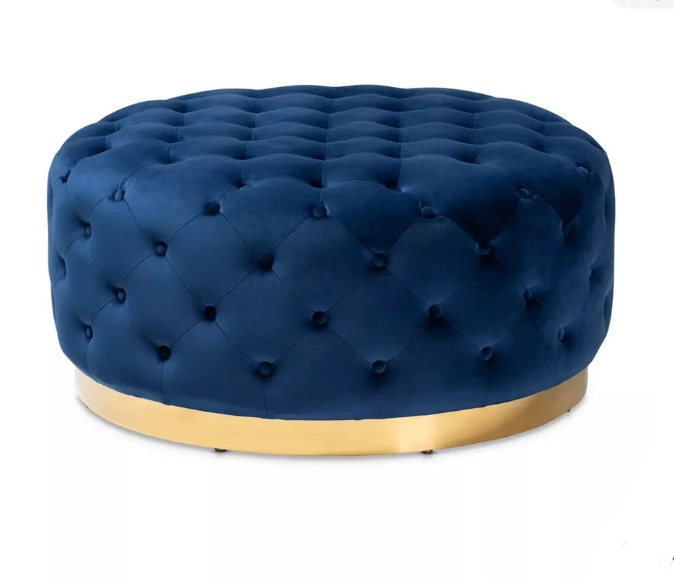 Otomana de cóctel Baxton Studio Sasha azul real tapizada de terciopelo acabado dorado Foto 2 de 3