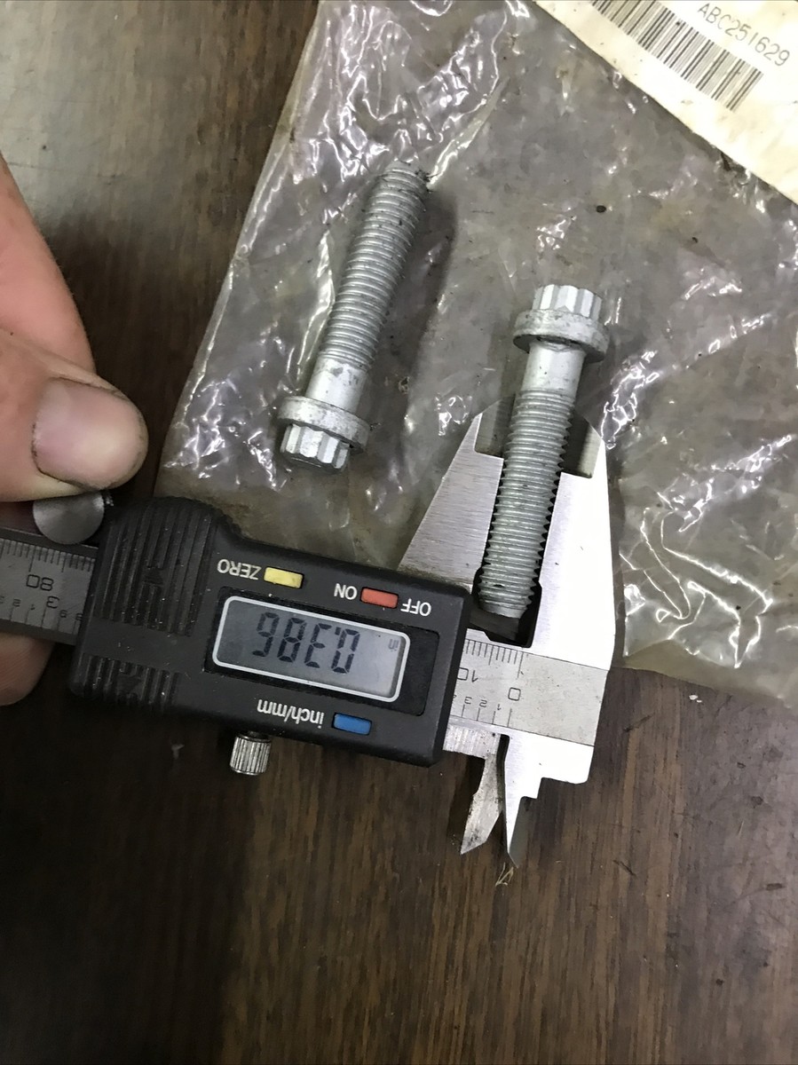 Catページ Amazon.com: FridayParts Leak Of Line 131606900 U31607080