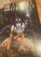2015 ALIENS VAMPIRELLA ONE NYCC Exclusive 250 Andrew Mangum In Your Dreams Comic