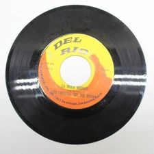 Los Coyotes del Rio Bravo La Mula Bronga / Corrido Del Ano Nuevo 45 Vinyl