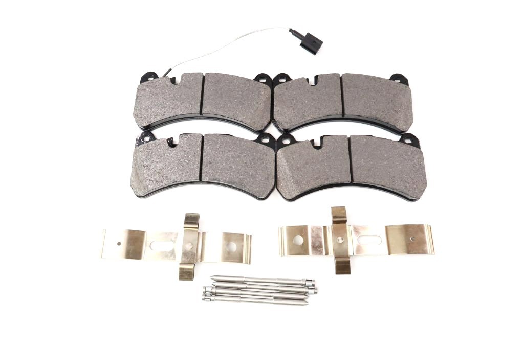 Maserati Ghibli Quattroporte 17-24 front rear brake pads rotors FREE OIL FILTER