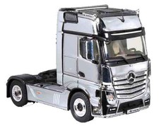 NZG 844-01 1:50 Mercedes-Benz Actros FH25 GigaSpace 4x2 Cab Only in Crome