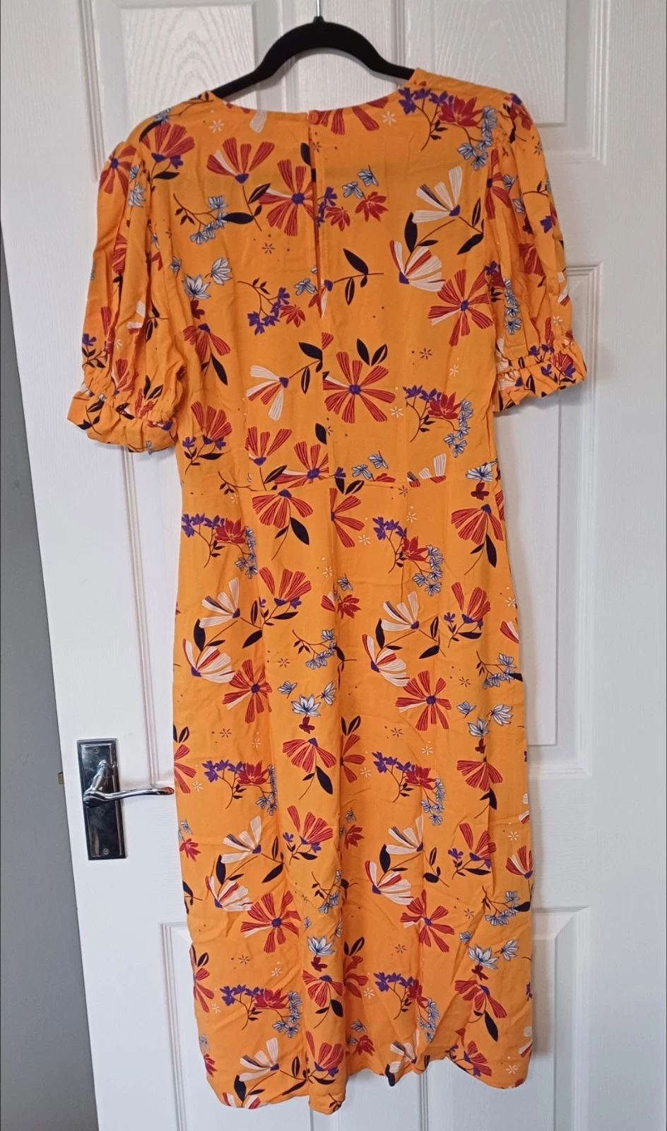 Picture 2 of 12