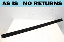 2003-2007 HUMMER H2 FRONT RIGHT WINDOW LOWER RUN CHANNEL WETHERSTRIP SEAL OEM