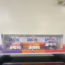 Camioneta de reparto VW Machines Fanta 1960 1:64 diecast M2 Machines