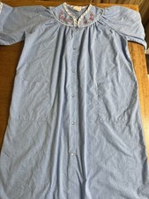Vintage Barbizon Blue Embroidered Snap Front Housecoat Robe Duster-cotton Blend