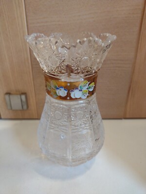 Wunderschöne KRYF Bohemian Czech vergoldete geschliffene Glasvase mit erhabenen Emaille Blumen