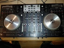 NUMARK NS 4 FX