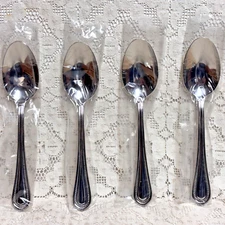 Mikasa Regent Bead Oval Soup Spoons 7 7/8 " Glossy 18/10 Stainless New Set 4