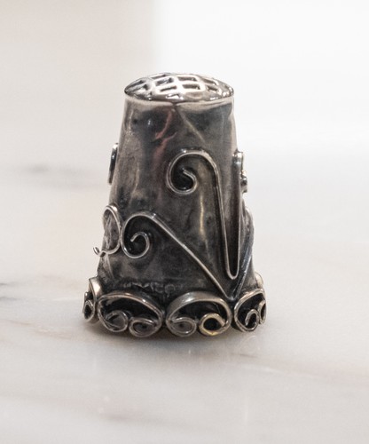 VINTAGE TAXCO MEXICO Ornate Sterling Silver THIMBLE