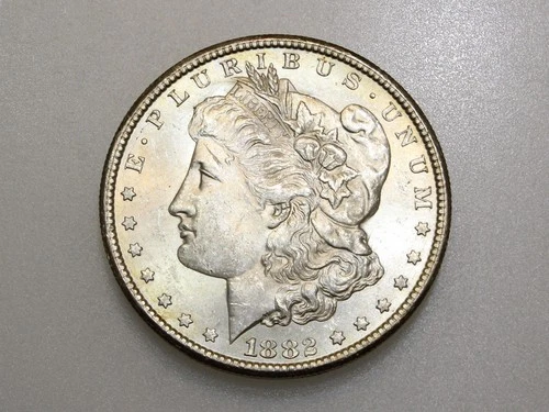 1882-CC $1 MORGAN SILVER DOLLAR CH/GEM BU