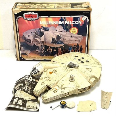 Vintage 1981 Star Wars Empire Strikes Back Millennium Falcon w/Box