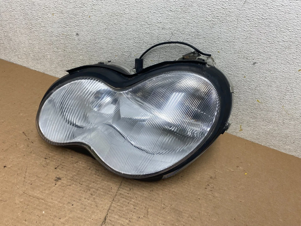 Faro halógeno izquierdo conductor mercedes-benz clase c 2001-2004 tyc p2580 dw Foto 2 de 4