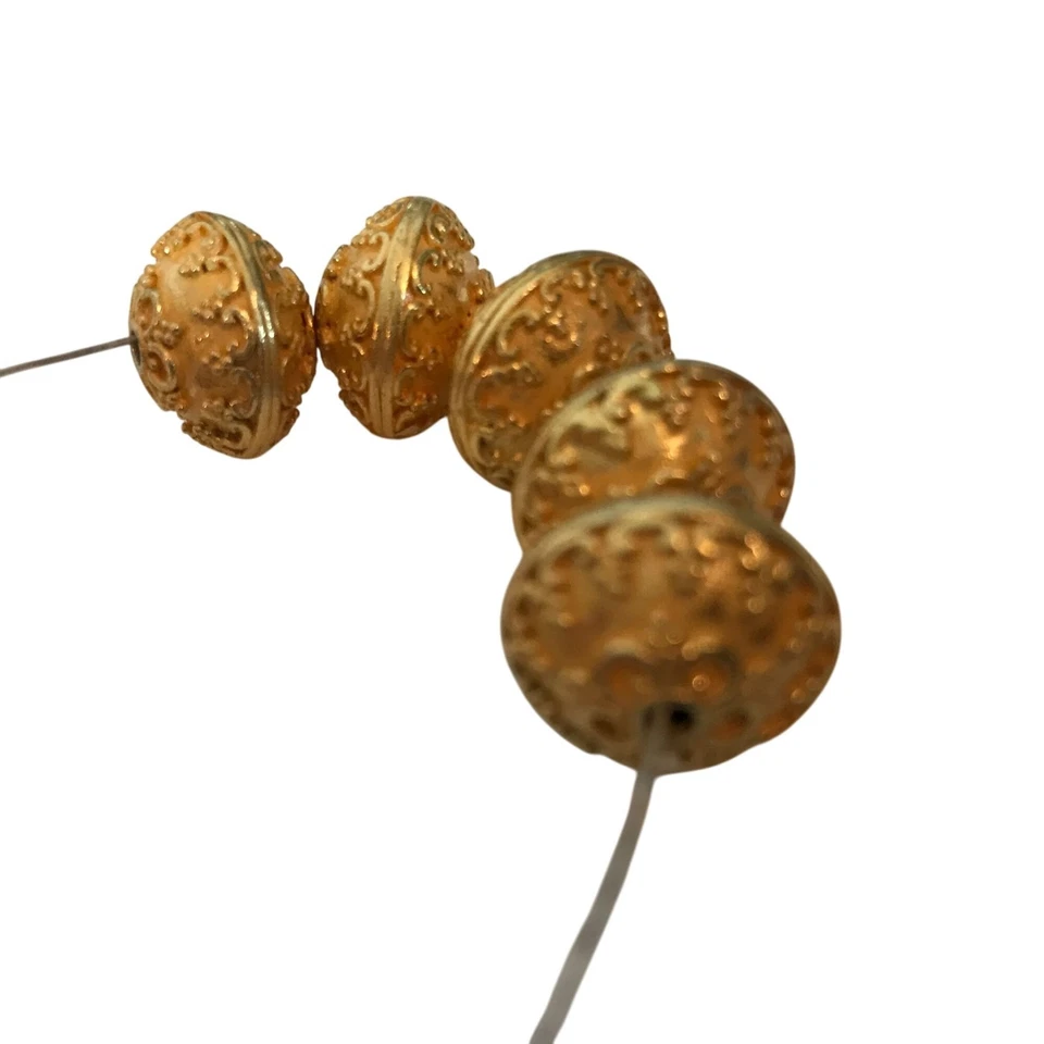 Cuentas decorativas chapadas en oro de 24K # 5 - 1/2 pulgada filigrana redonda para hacer joyas Foto 4 de 4