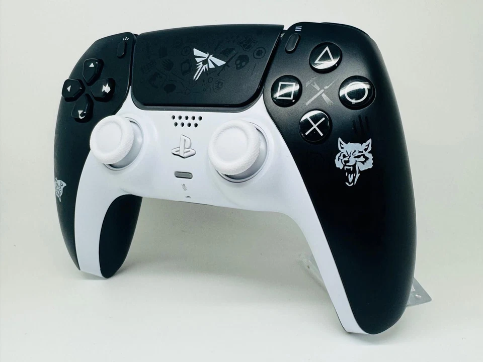 Sony PS5 controller dualsense - Custom LAST OF US - great condition - Image 4 of 4