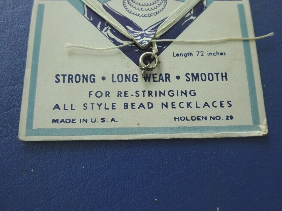 Vintage Dupont Nylon Yarn Restringing Cord, New On Card, 72 Inches - Imagem 4 de 4