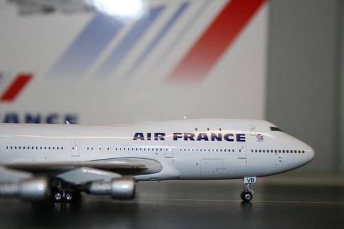 Phoenix 1:400 Air France Boeing 747-100 F-BPVB (11909) Die-Cast Model Plane - Picture 2 of 7