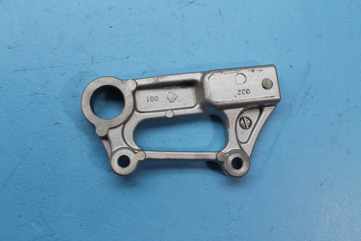 レイジー 575 01-02 KAWASAKI NINJA ZX6 REAR BRAKE CALIPER BRACKET MOUNT | eBay